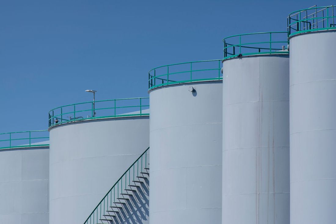 Industrial storage tanks